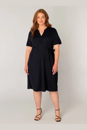 Base Level CURVY Yenna Dresses - - maat 3(52)