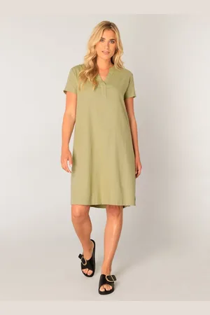 Base Level Yacin Dresses - - maat 40