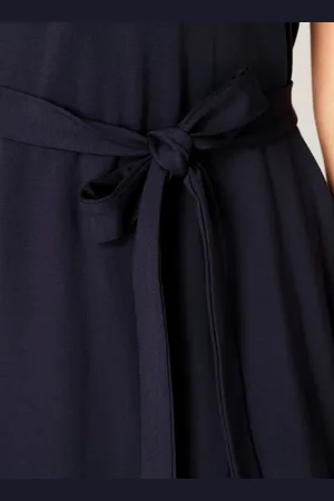 Base Level Yen Dresses - - maat 42