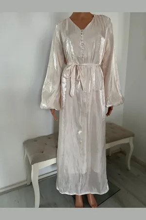 Merkloos Lange Glanzende Jurk Dames-Casual en Feestelijk - Met Knoopjes en Ceintuur-Glanzend Satijnlook- Champagnekleur - Elegante Maxi Jurk met Ceintuur-maat S/M- lange dames jurk zalm