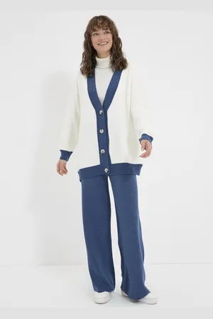 Trendyol TCTAW22AU0156 Women