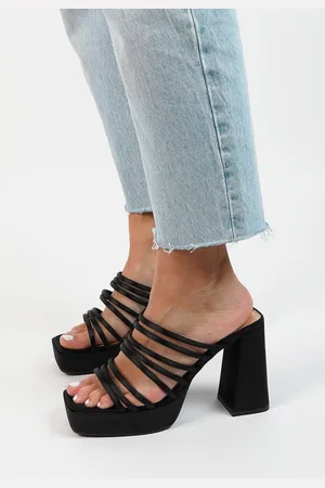 Sacha Dames - Zwarte satin sandalen met plateau hak