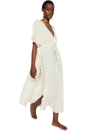 Trendyol Maxi Geweven Strandjurk Met Kwastjes Tbess22El0842