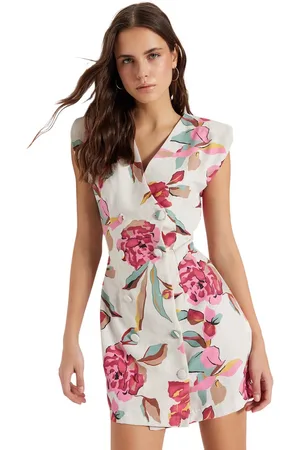 Trendyol Mini-Geweven Mini-Jasjurk Van Linnenmix Met Bloemenprint En Knopen Twoss23El01874
