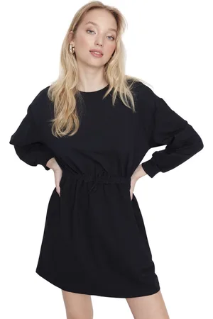 Trendyol Marineblauwe Mini-Gebreide Gezinscombinatiejurk Met Gedetailleerde Stropdas Twoaw23El00698