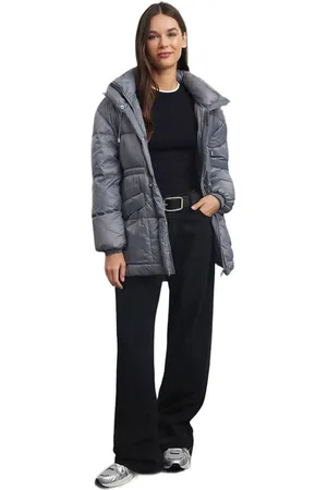Trendyol Zwarte Oversized Capuchon Ganzendons Pufferjack Twoaw25Mo00111
