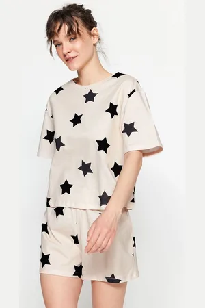 Trendyol Lichtroze 100% Katoenen Gebreide Pyjamaset Met Sterrenpatroon En Korte Broek Thmss22Pt0501