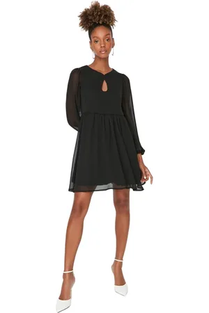 Trendyol Smaragdgroene Mini Gevoerde Chiffon Geweven Jurk Twoaw23El00846