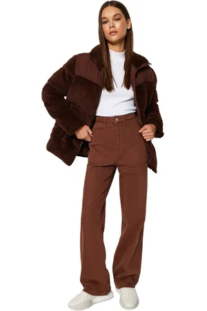 Trendyol Donkerbruin Pluche Pufferjack Met Kleurenblokken Twoaw24Mo00101