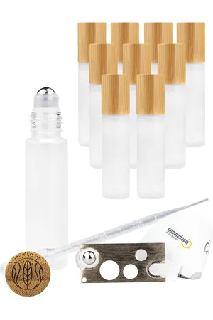 Merkloos Olieflessen, Roll-on Lege Essentiële Olieflessen, 10 Navulbare Matglazen Flessen met Roestvrijstalen Roller en Bamboe Dop, 10ml - Set