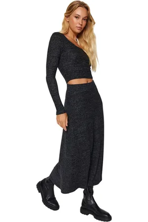 Trendyol Mink Uitlopende Midi-Lengte Zachte Gebreide Rok Met Hoge Taille Twoaw24Et00249