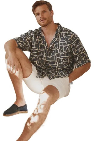 Trendyol Zwart Oversize Fit 100% Viscose Patroon Korte Mouw Casual Zomer Shirt Tmnss24Go00054