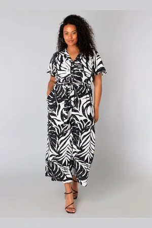 Yest Uschi One pieces - - maat 4(54/56)