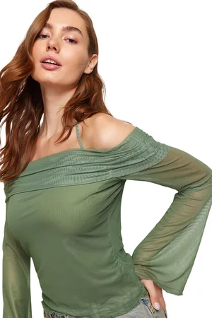 Trendyol Kaki Blouse Met Uitlopende Mouwen En Gedetailleerde Gebreide Madonna-Kraag Twoss24Bz00046