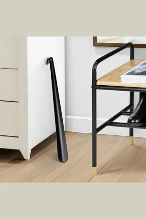 Merkloos Schoenlepel verlengd - roestvrij staal - zwart - hulpmiddel voor schoenen - 585 cm - hal en gang Schoenlepel