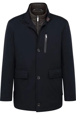 Bugatti Clothing Mantel