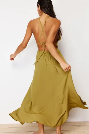 Trendyol Zwarte Maxi Geweven Geplooide Rugloze Strandjurk Tbess23El00063