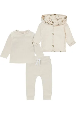 Noppies Kledingset - 3 delig - Vest Niederau aan 2 kanten draagbaar - Broek Melissa - Shirt Hester