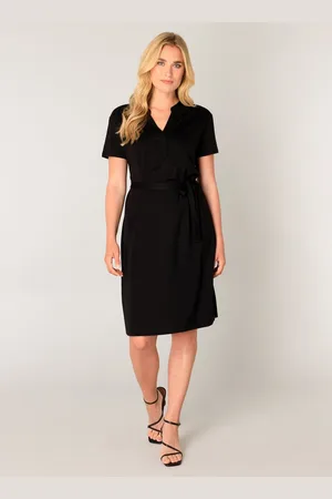 Base Level Yen Dresses - - maat 44