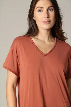 Deeluxe Fancy en casual jurk met korte mouwen en V-hals in modal L