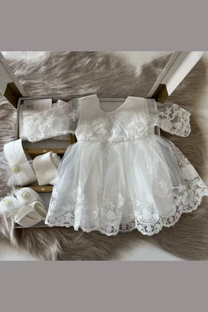 Merkloos Luxe feestjurk-bruidsjurk-Baby jurk-doopjurk -dooppakje- jurk met lange mouwen-onderhemd-haarband-schoentjes-kousenbroek-borduurwerk-new born -geschenkdoos-kraamcadeau-fotoshoot newborn-5 delige set-bloemenmotief-maat 56/62 (2 tem 6maanden)