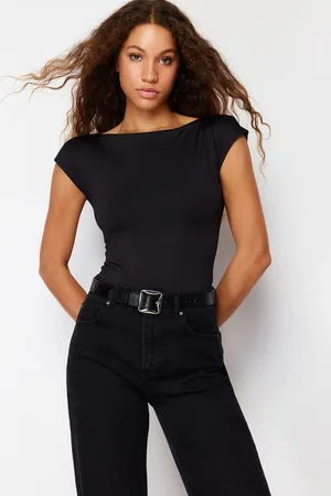 Trendyol Antraciet Getailleerd/Past Op Het Lichaam Boothals Flexibele Snap Knit Bodysuit Twoss24Bd00029