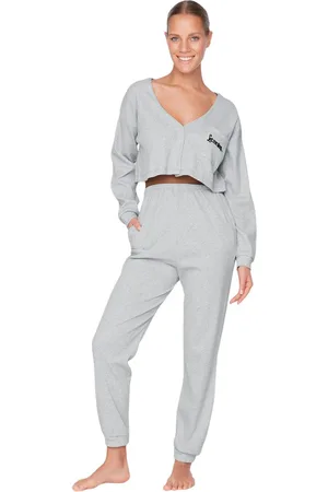 Trendyol Roze Gebreide Pyjamaset Van Geribd Katoen Met Borduursel Thmaw22Pt0511