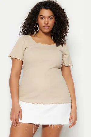 Trendyol Gebreide Blouse Met Stenen Ribbels En Een Grote Kraag Tbbss23Bf00010