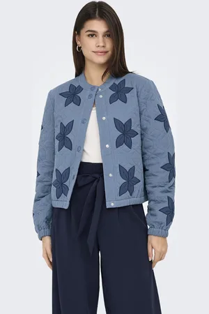 ONLY Jas Onlaura Light Quilted Emb Bomber O 15353320 Moonlight Blue/flower Dames