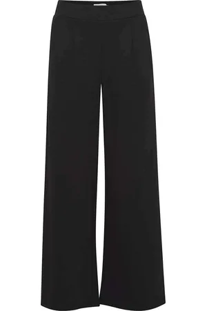 Ichi De Pantalon Kate Sus van is een stijlvolle dames pantalon met een minimalistisch ontwerp