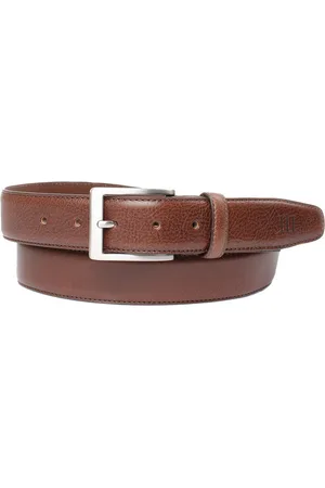 Tresanti De Riem Coreno van is een stijlvolle heren riem met een verfijnde, zilveren gesp