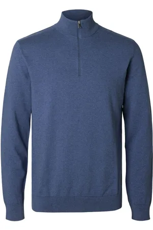 SELECTED De Trui Berg van is een stijlvolle aanvulling voor elke garderobe