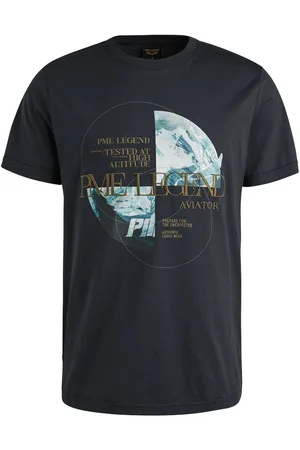 PME Legend™ Het T-shirt Artwork van combineert casual stijl met een grafisch patroon