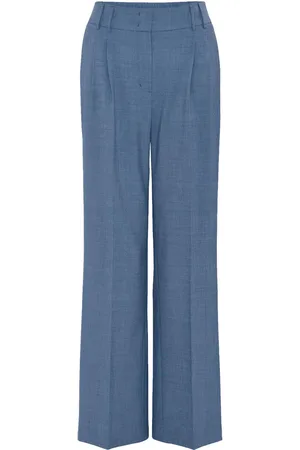 Opus De Broek Maiga Palazzo van is een stijlvolle lange broek met een minimalistische uitstraling