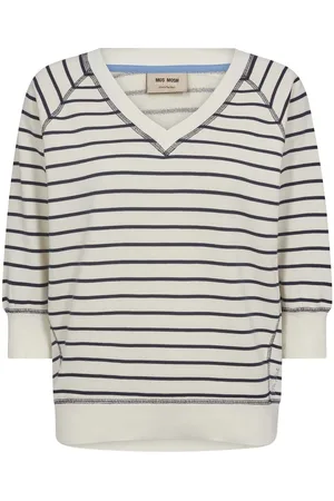 Mos Mosh De Sweater Maggie van is een casual dames sweater met een relaxed fit