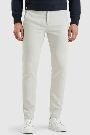 Cast Iron De Chino Riser van is een stijlvolle heren chino met een casual uitstraling
