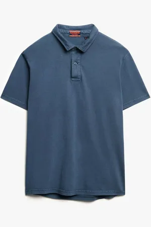 Superdry De Polo Essential van is een casual heren polo met een button-down kraag, knoopsluiting en polokraag