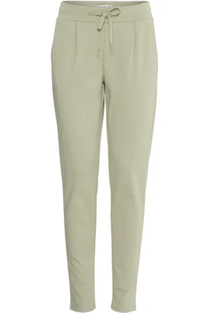 Ichi De Pantalon Kate van is een stijlvolle pantalon met een elastische taille en koordsluiting