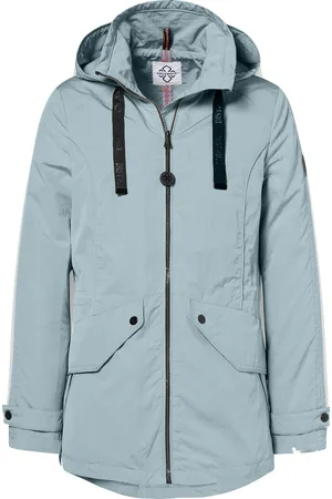 district De waterafstotende Jas Seasparkle van is een stijlvolle regenjas parka met een sportief design