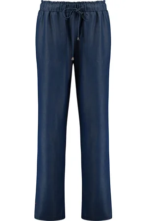 bloomings De Pantalon van is een casual lange broek met een elastische taille en een koordsluiting, ontworpen voor een comfortabele loose fit