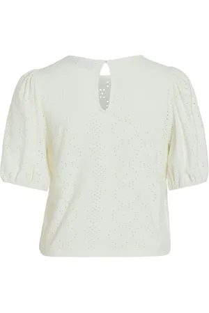 VILA De Top Kally van is een elegante dames top korte mouw met een vrouwelijke stijl