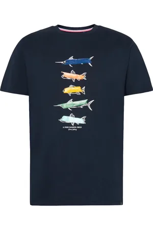 A fish named fred Het T-shirt Fish van is een casual heren T-shirt met een ronde hals en korte mouwen