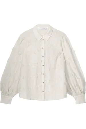 Summum Woman De blouse 3D Flower Cotton van is een elegante dames blouse met een opvallend bloemenpatroon