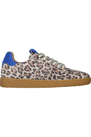 DWRS Sneakers Poona Leopard van combineren casual stijl met een opvallend streeppatroon