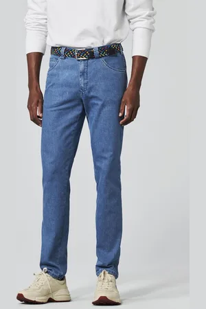 Meyer Jeans Dublin van is een casual heren jeans met een effen patroon