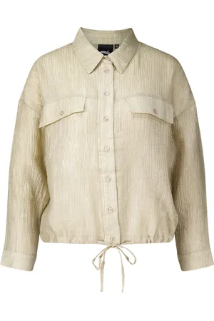 Poools De blouse is een stijlvolle dames blouse met een casual uitstraling