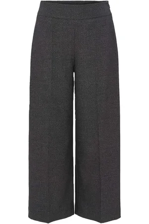 Opus De Broek Misha Pixel van is een dames lange broek met een minimalistisch en verfijnd ontwerp