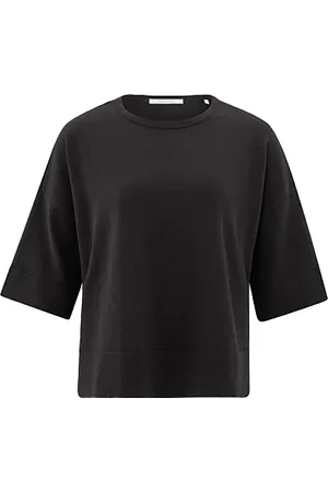 YAYA Ontdek het T-shirt, een prachtig voorbeeld van minimalisme en comfort