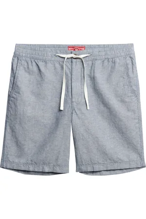 Superdry De Short Mercant van is een casual heren short met een elastische tailleband en koordsluiting voor optimaal comfort