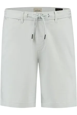 Dstrezzed De Short Lancaster van is een heren short met een casual stijl en een normale taille